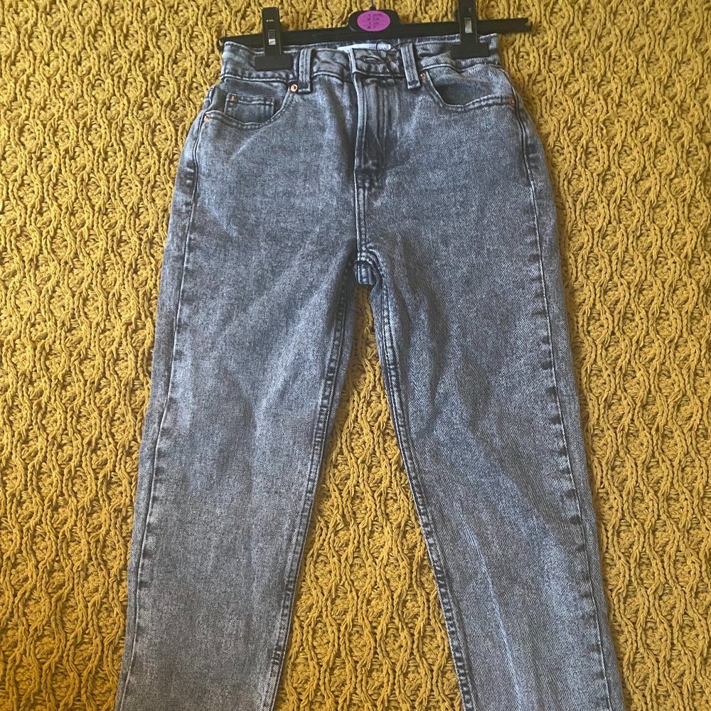 Primark Mom Jeans, Size 2 US, Black Acid-wash
